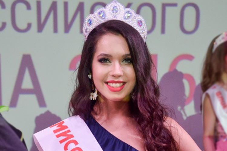 Алина Мищенко победила в конкурсе «Мисс Дизайн-2016»