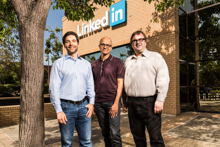 Microsoft Corporation покупает профессиональную соцсеть LinkedIn